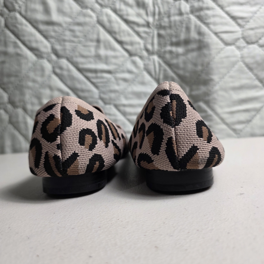 Torrid Pointed Toe Flat Shoes Womens
 Size 9WW
 Leopard Animal Print - Picture 7 of 9